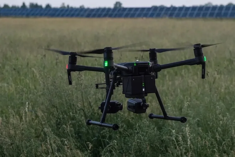 Záchrana srnčat drony s termovizí 3 dron dji s termovizi